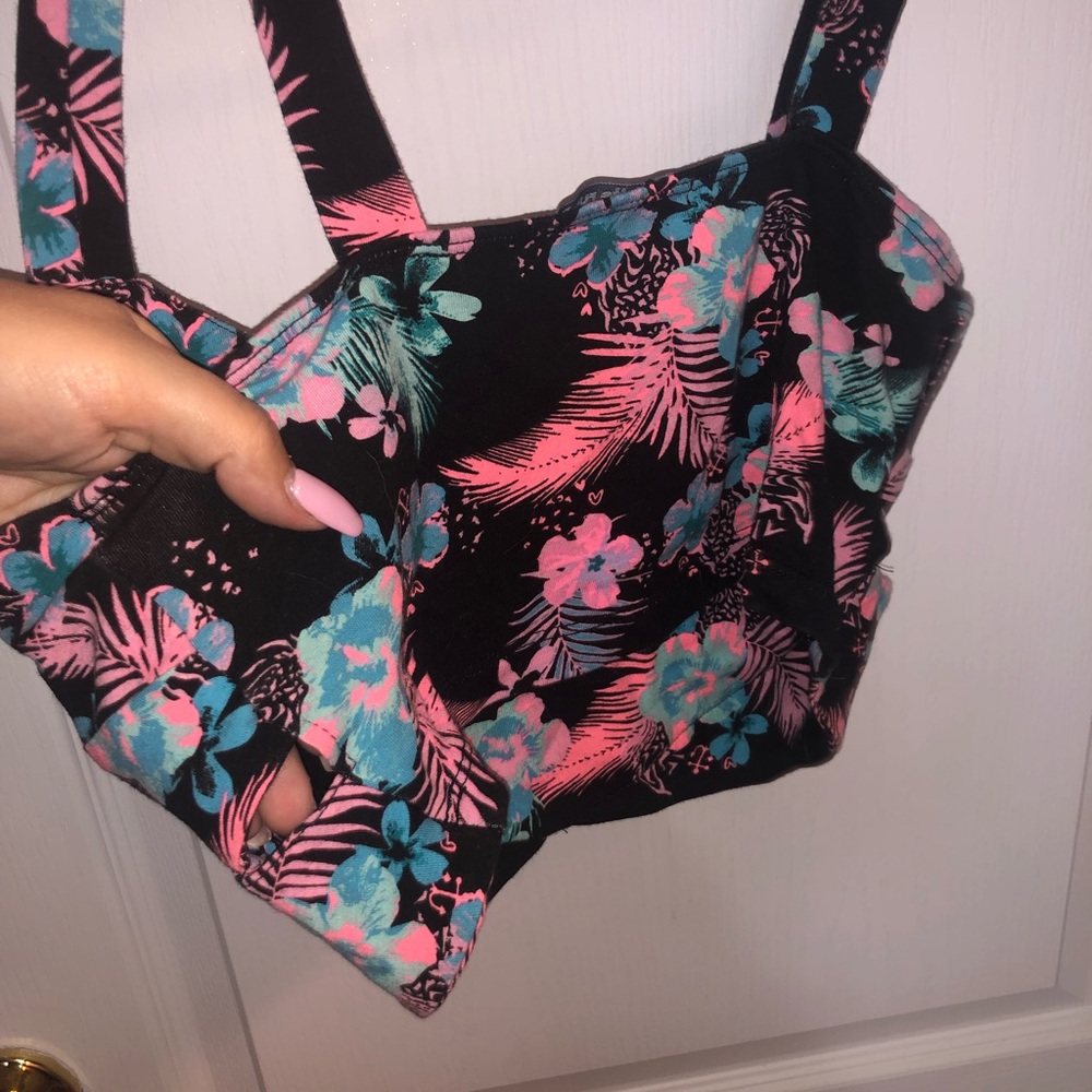 Crop top - Picture 3 of 4